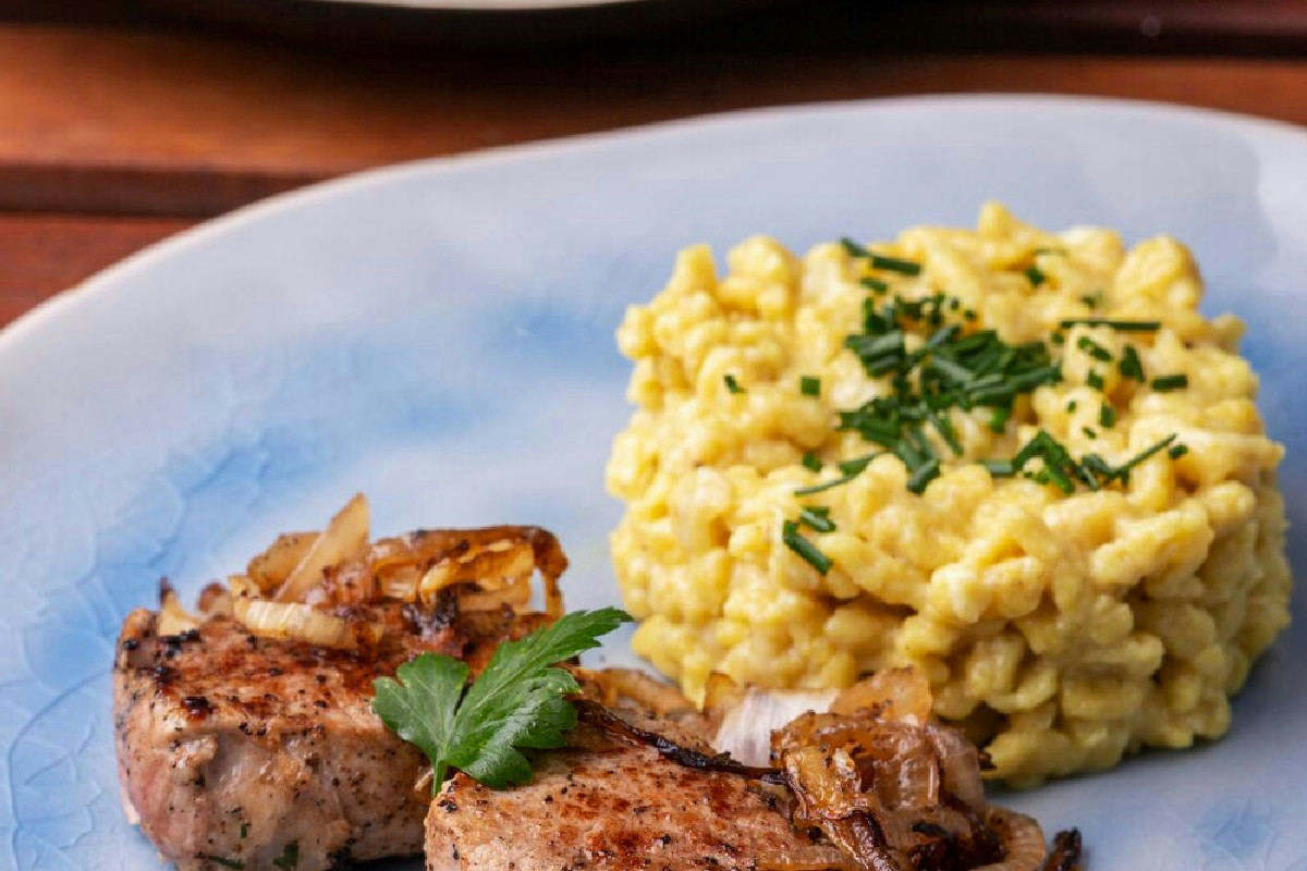 Ossobuco con risotto alla milanese, l’abbinamento perfetto della tradizione lombarda autentica
