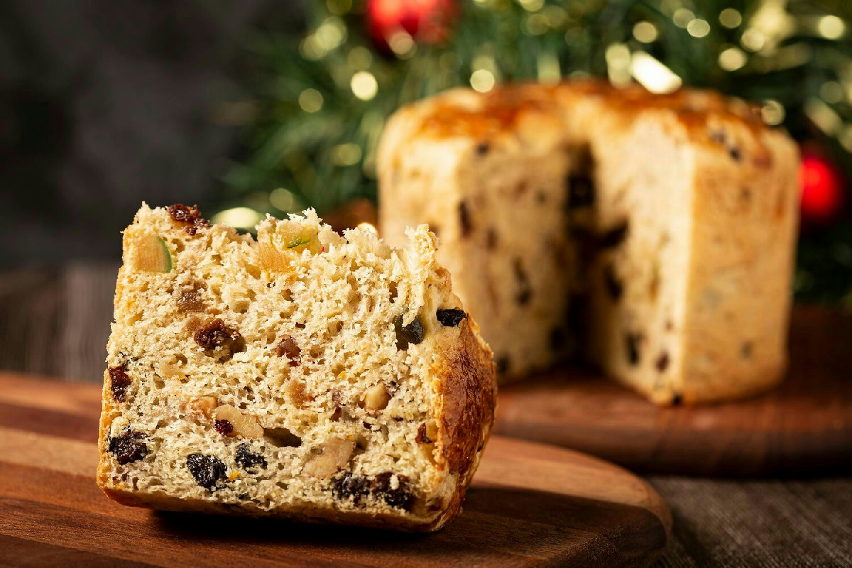 Panettone artigianale da preparare in casa: ricetta classica ricca e con lievitazione perfetta