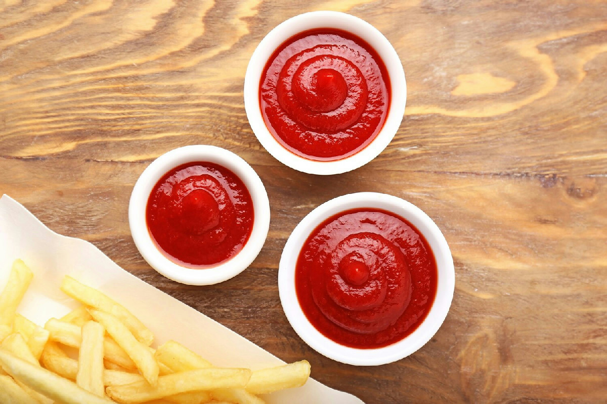 Prepara in casa il ketchup perfetto: la ricetta semplice per esaltare ogni piatto con gusto