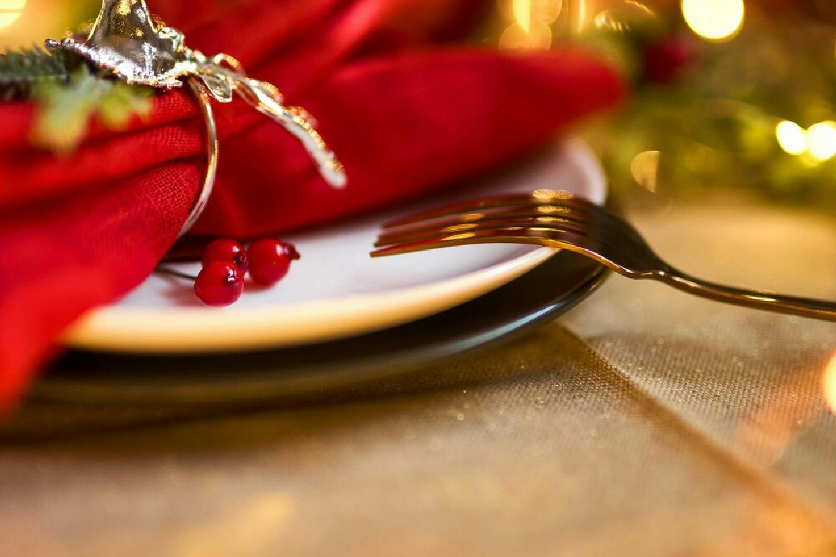 Vigilia di Natale a tavola: oltre 50 ricette di pesce per un cenone caldo e ricco di emozioni